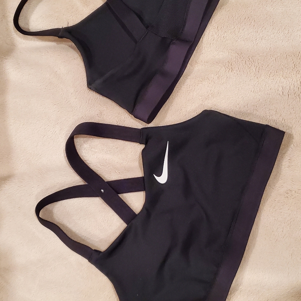 2 black Women's Nike sports bra